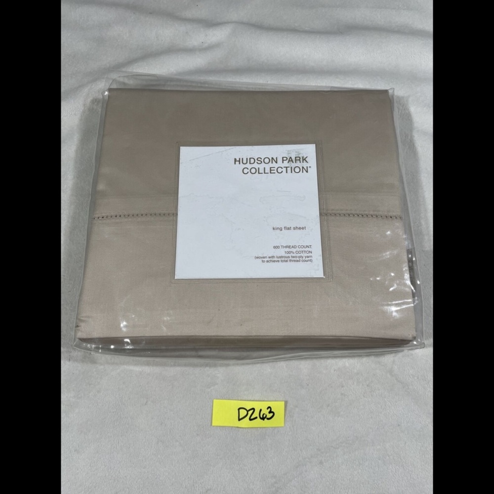NIB‎ [ King ] 600TC Cotton Flat Sheet for Hudson Park in Plumice